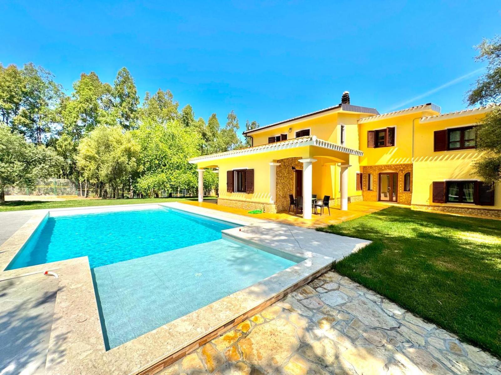 Villa With Pool كارديدو المظهر الخارجي الصورة